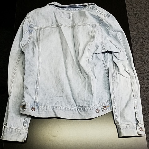 Womens jean jacket size large - Picture 3 of 3